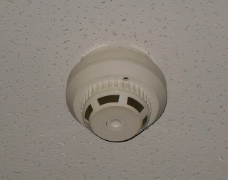 How Do Smoke Detectors Work?